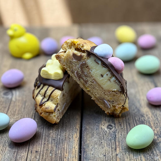 Chunky Påske Cookies Oppskrift – Festlig Godteri-Dekorert Cookie – Digital Oppskrift